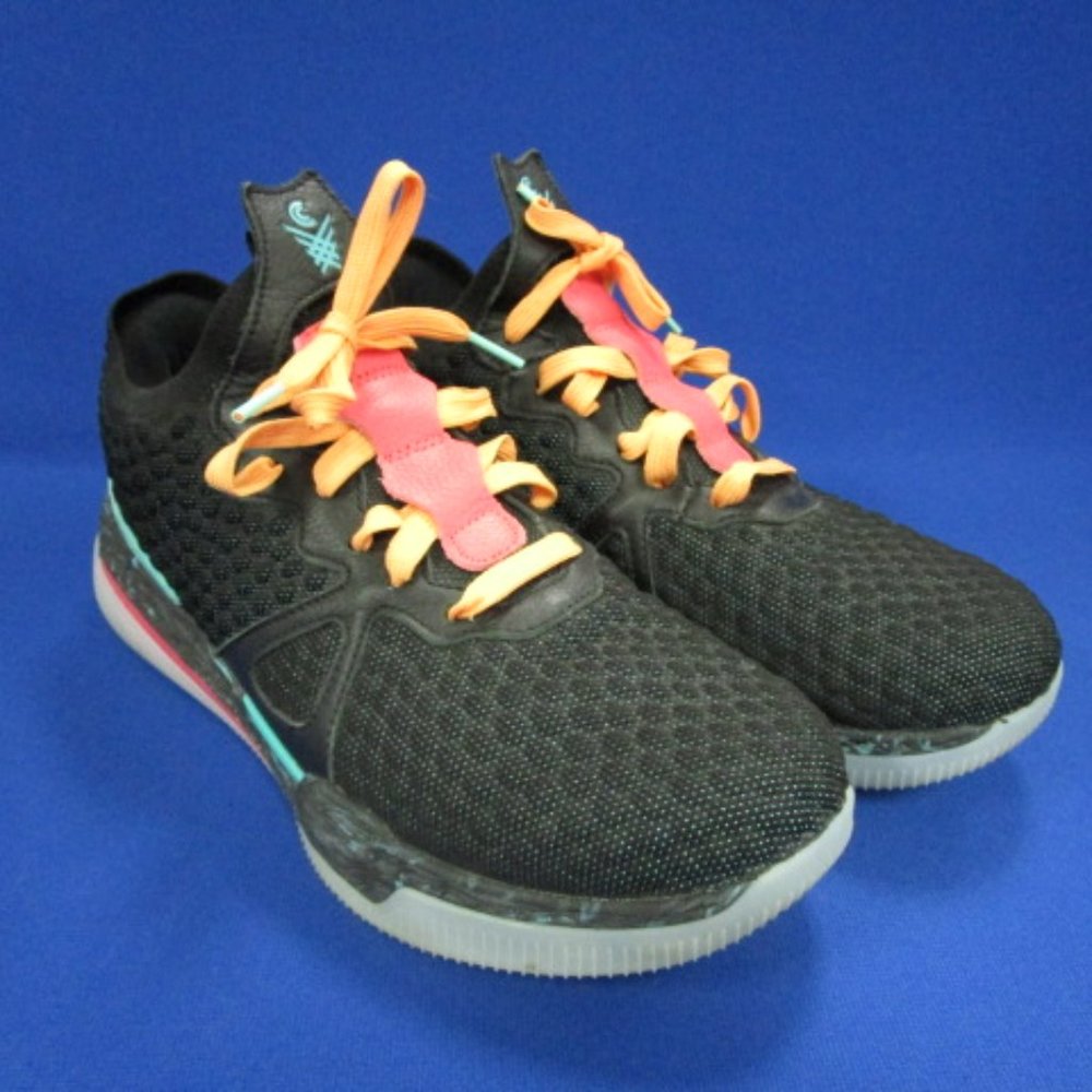 Men's Crossover Culture Ki Lo LP2 Sneakers Size 8L